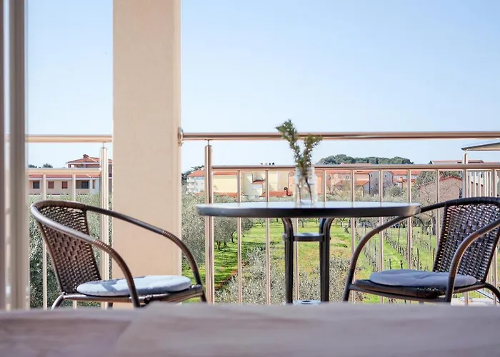 Karbonaca Apartments