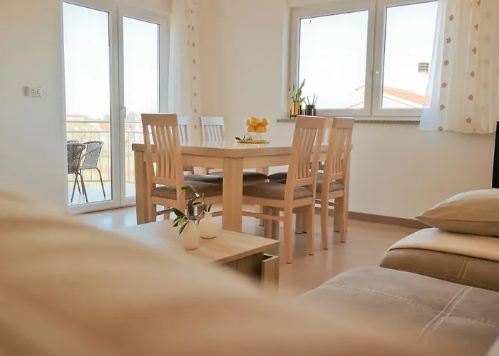 Karbonaca Apartments